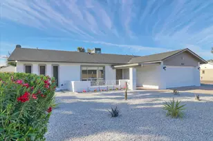 4949 W Royal Palm Rd, Glendale, AZ 85302 - Photo 3