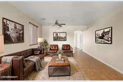 17668 W Desert Bloom Street, Goodyear, AZ 85338 - Photo 9