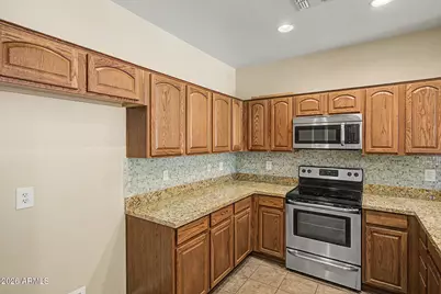 17668 W Desert Bloom Street, Goodyear, AZ 85338 - Photo 23