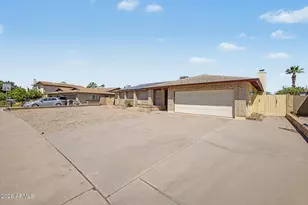 5122 W Royal Palm Rd, Glendale, AZ 85302 - Photo 3