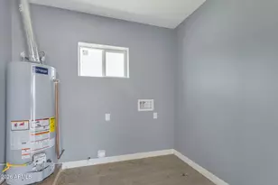 219 W Paseo Way, Phoenix, AZ 85041 - Photo 13