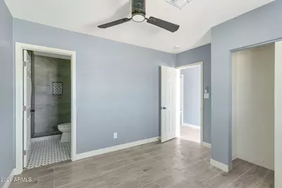 219 W Paseo Way, Phoenix, AZ 85041 - Photo 7