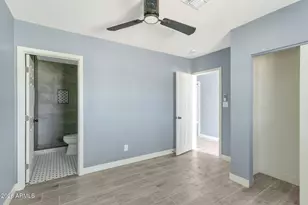 219 W Paseo Way, Phoenix, AZ 85041 - Photo 7