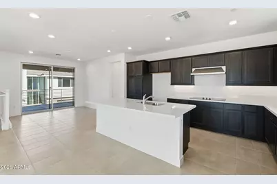 2121 W Sonoran Desert Drive #113, Phoenix, AZ 85085 - Photo 5