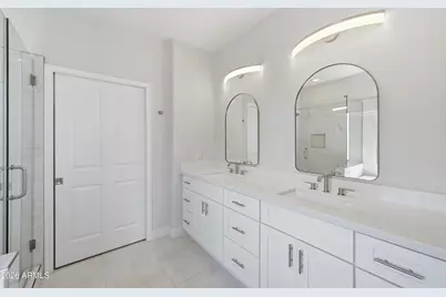 1572 E Black Diamond Drive, Gilbert, AZ 85296 - Photo 17