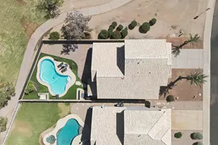 1572 E Black Diamond Dr, Gilbert, AZ 85296 - Photo 33