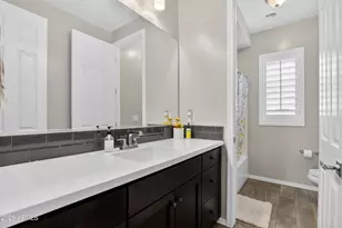 2419 W Gloria Ln, Phoenix, AZ 85085 - Photo 31
