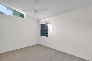 1124 E Rose Ln, Phoenix, AZ 85014 - Photo 19