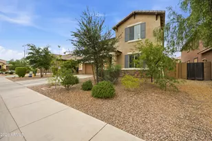 11959 W Chase Ln, Avondale, AZ 85323 - Photo 5