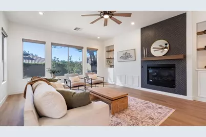 2025 W Calle De Sol, Phoenix, AZ 85085 - Photo 3