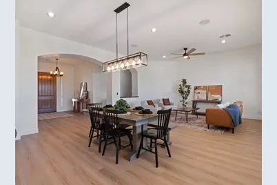 2025 W Calle De Sol, Phoenix, AZ 85085 - Photo 9