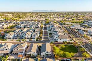 10358 W Albert Ln, Peoria, AZ 85382 - Photo 69