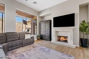 549 E Mountain Sage Dr, Phoenix, AZ 85048 - Photo 17