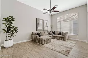 549 E Mountain Sage Dr, Phoenix, AZ 85048 - Photo 23