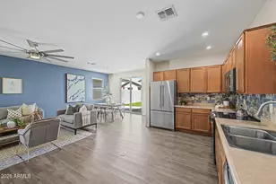 18064 W Louise Dr, Surprise, AZ 85387 - Photo 7