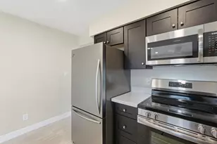 3743 W Acoma Dr, Phoenix, AZ 85053 - Photo 13