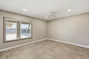 3743 W Acoma Dr, Phoenix, AZ 85053 - Photo 29