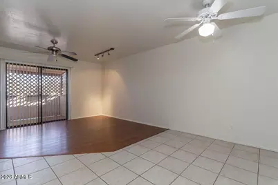 4211 E Palm Lane #Unit 219, Phoenix, AZ 85008 - Photo 11