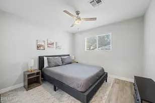 955 E Marigold Ln, Tempe, AZ 85288 - Photo 19