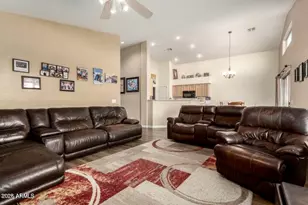 8642 W Harmony Ln, Peoria, AZ 85382 - Photo 9