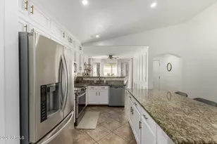 2327 S 65th Ln, Phoenix, AZ 85043 - Photo 15