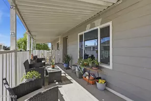 1613 E Villa Rita Dr, Phoenix, AZ 85022 - Photo 31