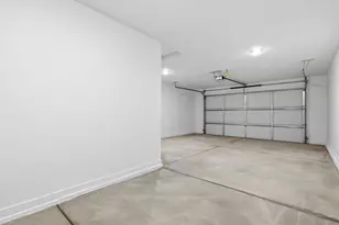 7854 W Bryce Ln, Glendale, AZ 85303 - Photo 9