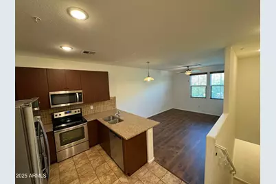 2330 E Huntington Drive #103, Phoenix, AZ 85040 - Photo 1