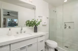 518 W Holly St, Phoenix, AZ 85003 - Photo 27