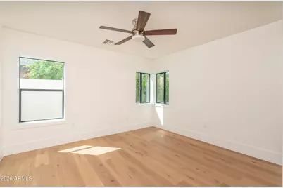 518 W Holly Street, Phoenix, AZ 85003 - Photo 7