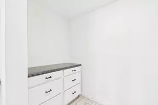 945 N Central Dr, Chandler, AZ 85224 - Photo 19