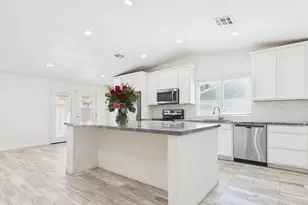 945 N Central Dr, Chandler, AZ 85224 - Photo 11