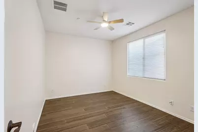 12600 W Rosewood Lane, Peoria, AZ 85383 - Photo 17