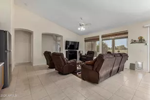 1038 S Palomino Creek Dr, Gilbert, AZ 85296 - Photo 15