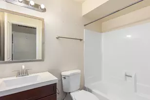 7027 S 43rd Way, Phoenix, AZ 85042 - Photo 3