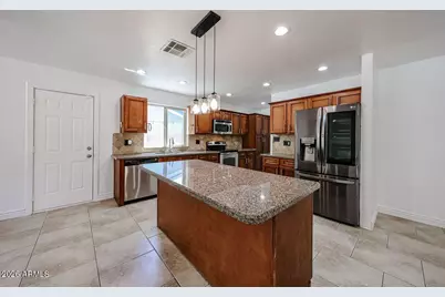 12443 N 27th Place, Phoenix, AZ 85032 - Photo 11