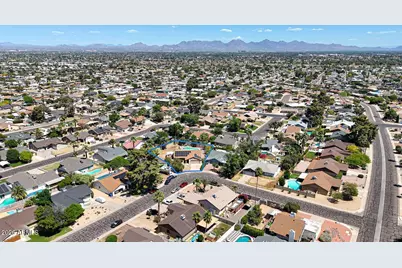 12443 N 27th Place, Phoenix, AZ 85032 - Photo 1