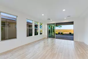 3727 Goldmine Cyn Wy, Wickenburg, AZ 85390 - Photo 19