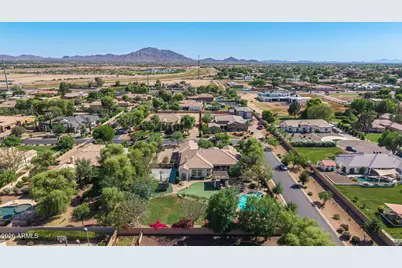 2816 E Clark Drive, Gilbert, AZ 85297 - Photo 65