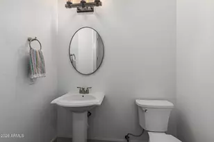 2816 E Clark Dr, Gilbert, AZ 85297 - Photo 47