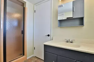 2421 W Anderson Ave, Phoenix, AZ 85023 - Photo 11