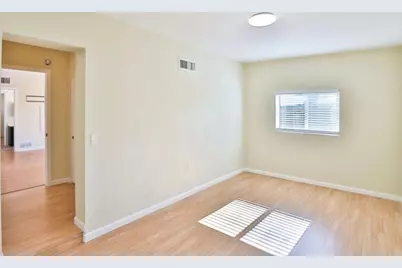 2421 W Anderson Avenue, Phoenix, AZ 85023 - Photo 9