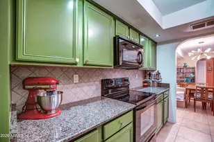 8500 E Indian School Rd, Scottsdale, AZ 85251 - Photo 15
