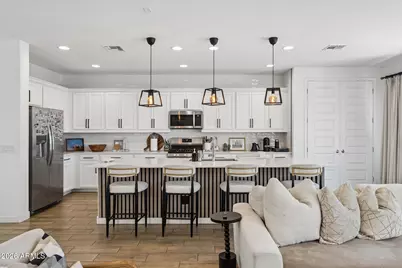 9443 W Sells Drive, Phoenix, AZ 85037 - Photo 5