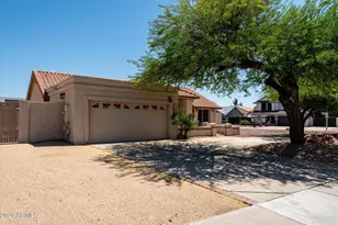 13253 N 76th Dr, Peoria, AZ 85381 - Photo 5