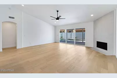 632 W Horseshoe Avenue, Gilbert, AZ 85233 - Photo 5