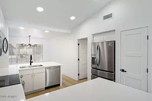 632 W Horseshoe Ave, Gilbert, AZ 85233 - Photo 9