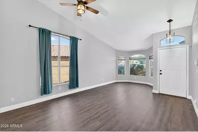 2208 S Peppertree Court, Gilbert, AZ 85295 - Photo 11