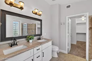 2208 S Peppertree Ct, Gilbert, AZ 85295 - Photo 29