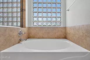 2208 S Peppertree Ct, Gilbert, AZ 85295 - Photo 31